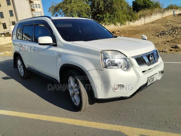 Nissan X-Trail 2013 White