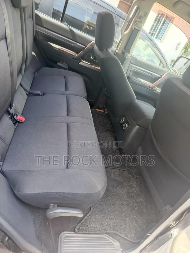 Mitsubishi Pajero 2019 Black
