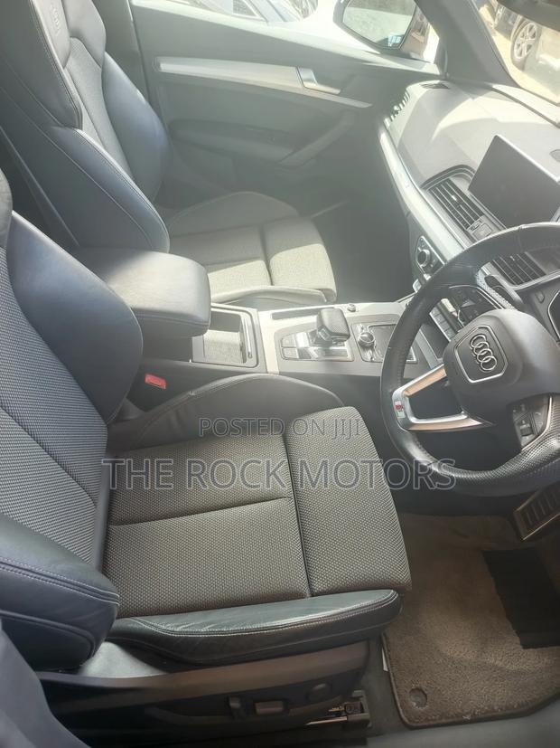 Audi Q5 2.0T Premium AWD quattro 2019 Black