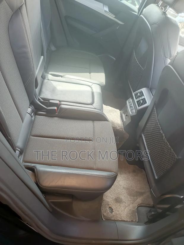 Audi Q5 2.0T Premium AWD quattro 2019 Black