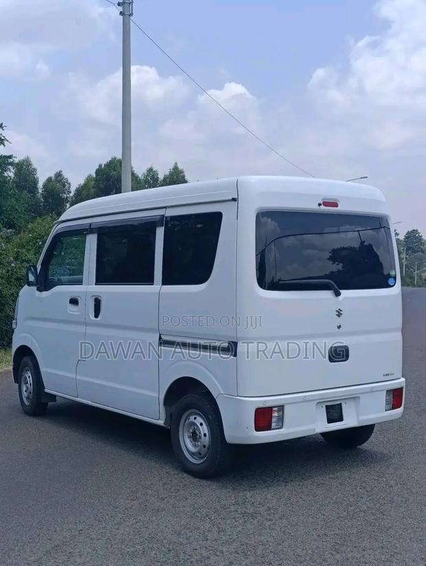 Suzuki Every Wagon 2019 White