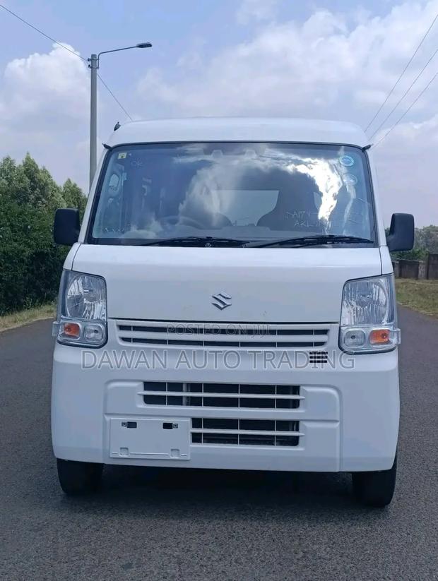 Suzuki Every Wagon 2019 White