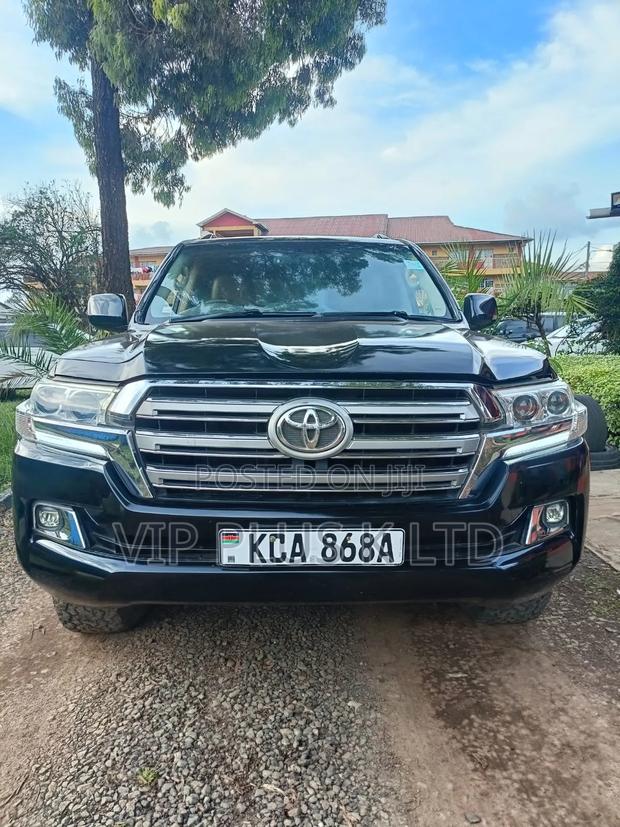 Toyota Land Cruiser 100 4.7 Executive 2008 Black