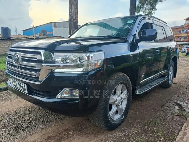 Toyota Land Cruiser 100 4.7 Executive 2008 Black