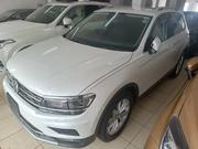 Volkswagen Tiguan 2019 White for sale