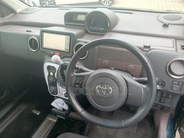Toyota Spade 2019 Blue