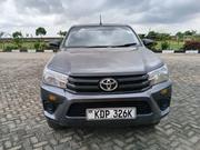 Toyota Hilux 2023 Gray for sale