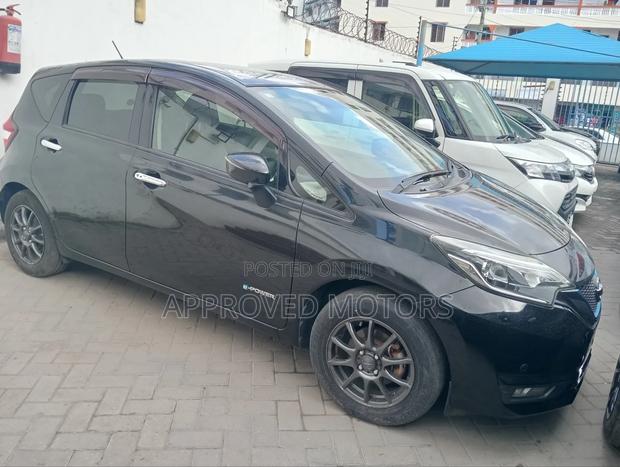Nissan Note 2019 Black