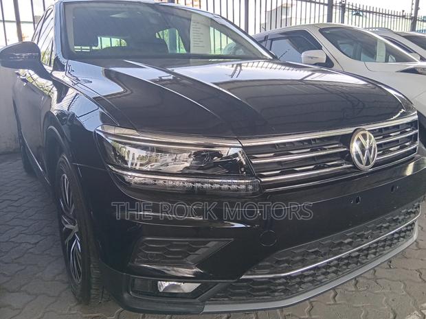 Volkswagen Tiguan 2019 Black