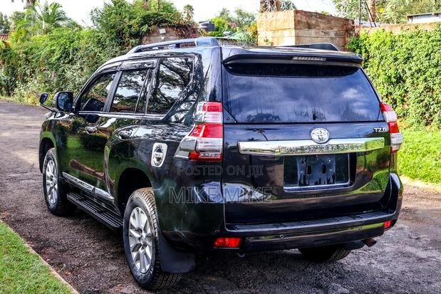 Toyota Land Cruiser Prado 2.8 D-4D 2015 Black
