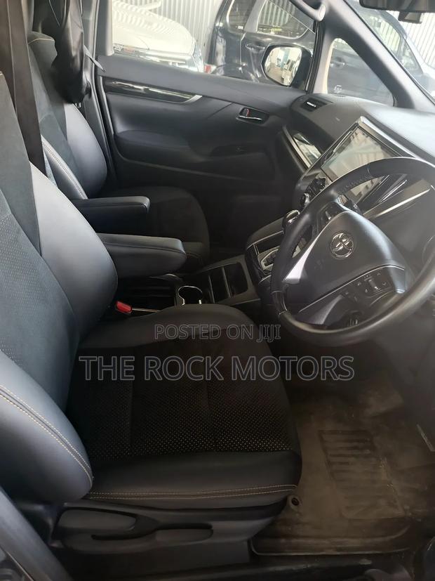 Toyota Alphard 2020 Black