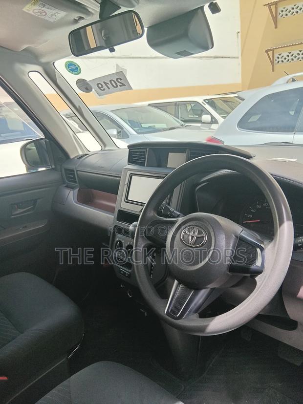 Toyota Tank 2019 Blue