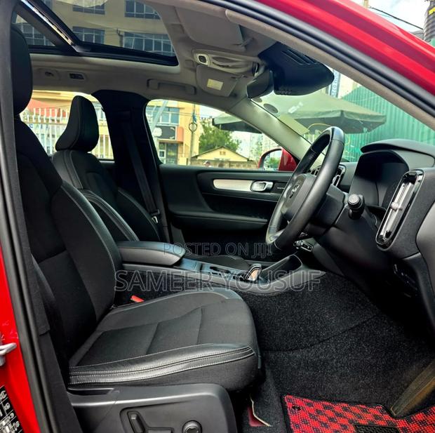 Volvo XC40 2018 Red