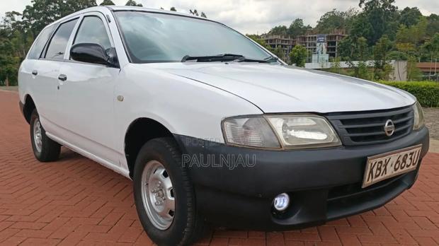 Nissan Advan 2006 White