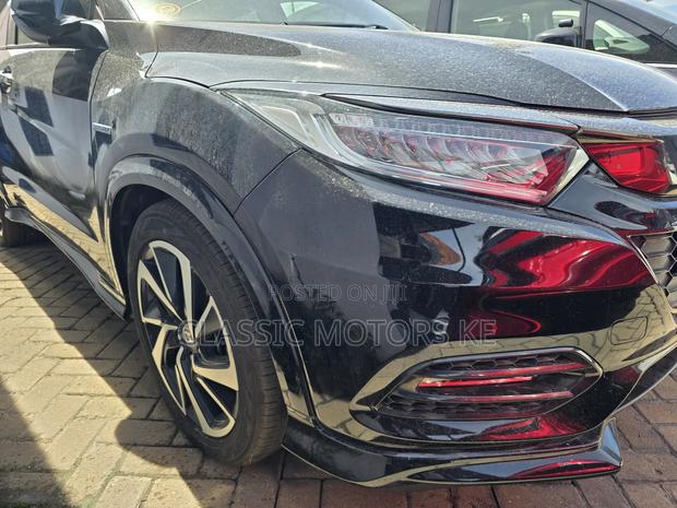 Honda Vezel 1.5 Hybrid 2WD 2019 Black
