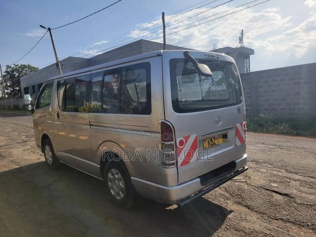Toyota HiAce 2008 Silver