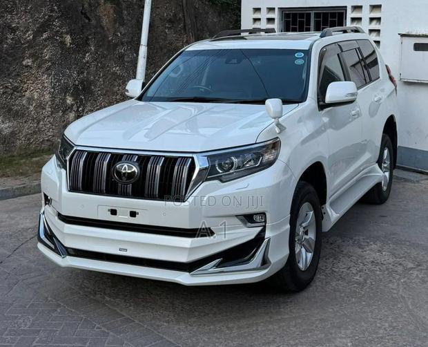 Toyota Land Cruiser Prado 2.7 2019 Pearl