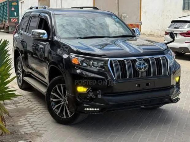 Toyota Land Cruiser Prado 2.8 2018 Black