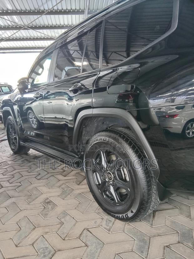 Toyota Land Cruiser 2021 Black