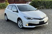 Toyota Auris 2017 White for sale