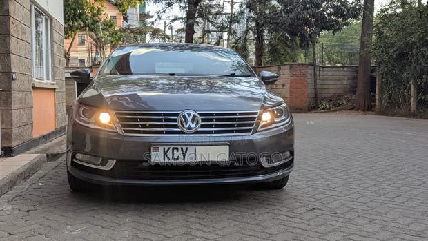 Volkswagen CC Executive 4dr Sedan (2.0L 4cyl Turbo 6AM) 2014 Gray
