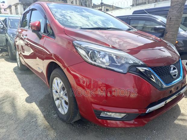 Nissan Note 2019 Red
