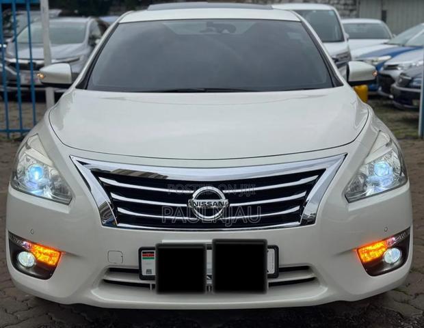 Nissan Teana 2017 White