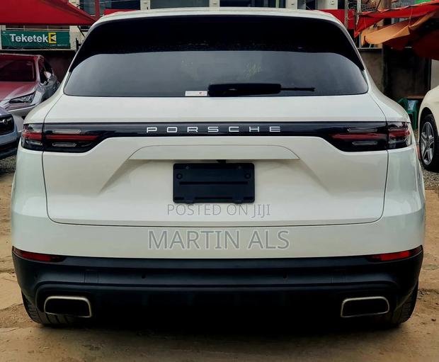 Porsche Cayenne Turbo AWD 2019 White