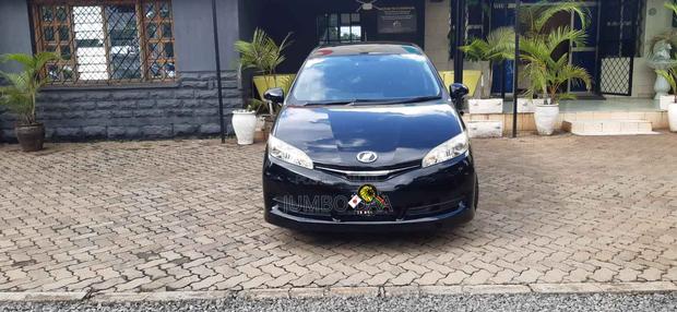 Toyota Wish 2017 Black