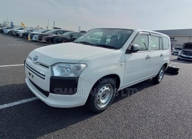 Toyota Succeed 2019 Off white