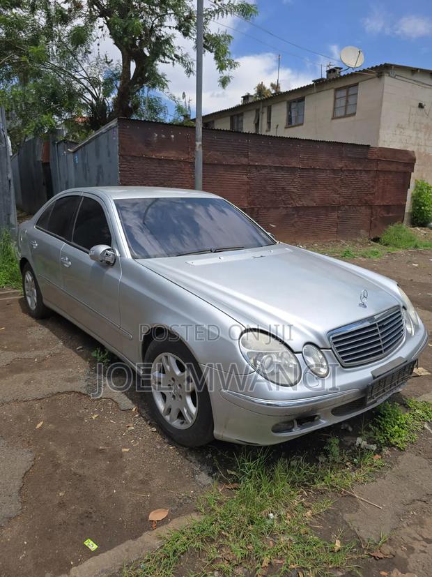 Mercedes-Benz 280E 2006 Silver