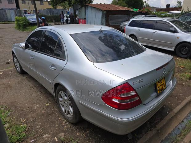 Mercedes-Benz 280E 2006 Silver
