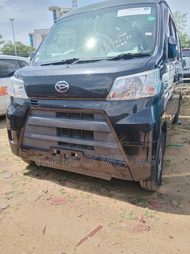 Daihatsu HIJET 2018 Black
