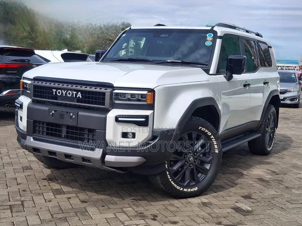 Toyota Land Cruiser Prado 2.8 2024 White