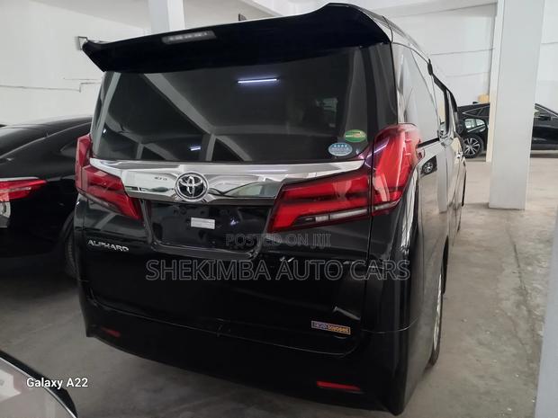 Toyota Alphard 2.5 Petrol FWD 2019 Black