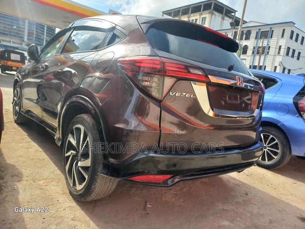Honda Vezel 1.5 Hybrid 2WD 2019 Gray