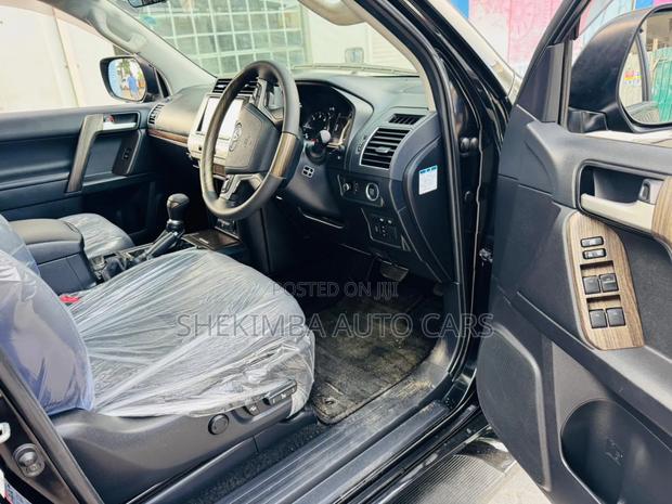 Toyota Land Cruiser Prado 2020 Black