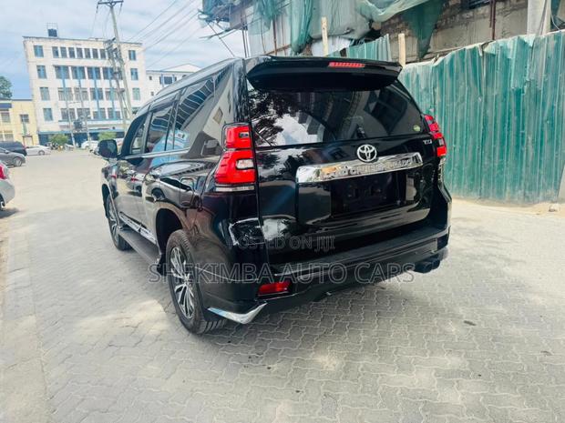Toyota Land Cruiser Prado 2020 Black