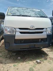 Toyota HiAce 2018 White for sale