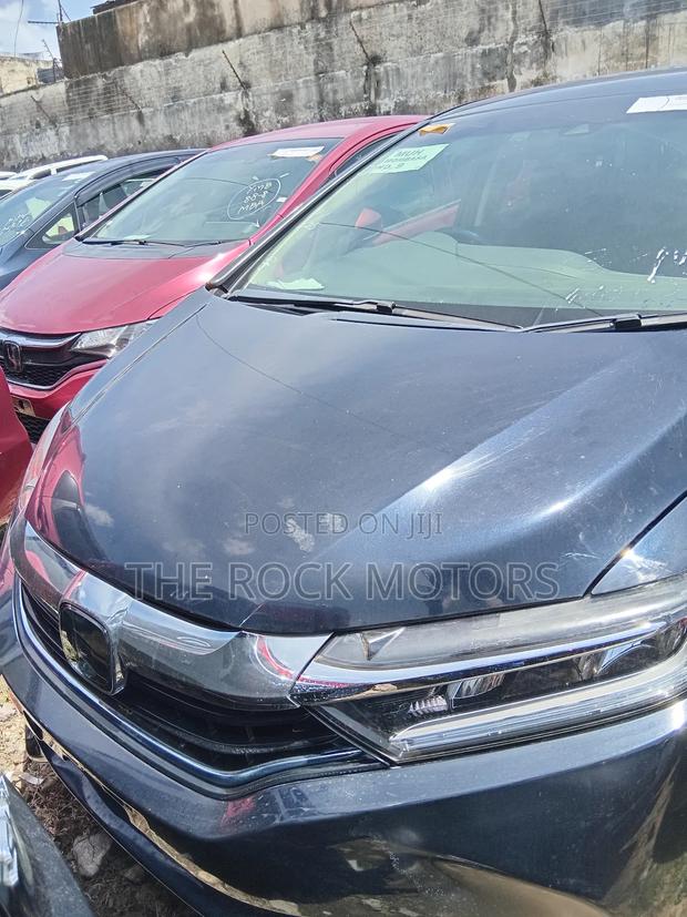 Honda Shuttle 2018 Blue