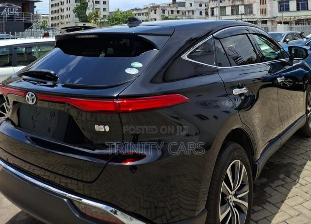 Toyota Harrier 2.5 Hybrid 4WD 2020 Black