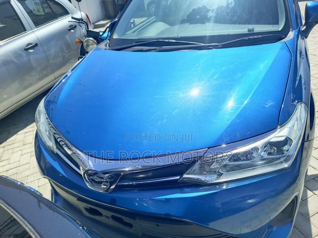 Toyota Corolla Fielder 2019 Blue