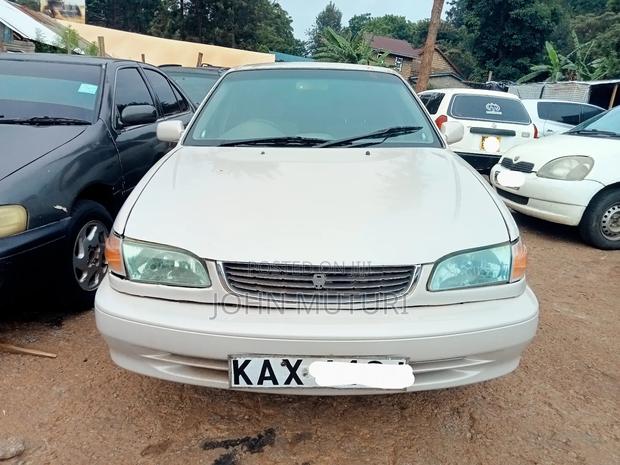 Toyota Corolla 2001 Silver