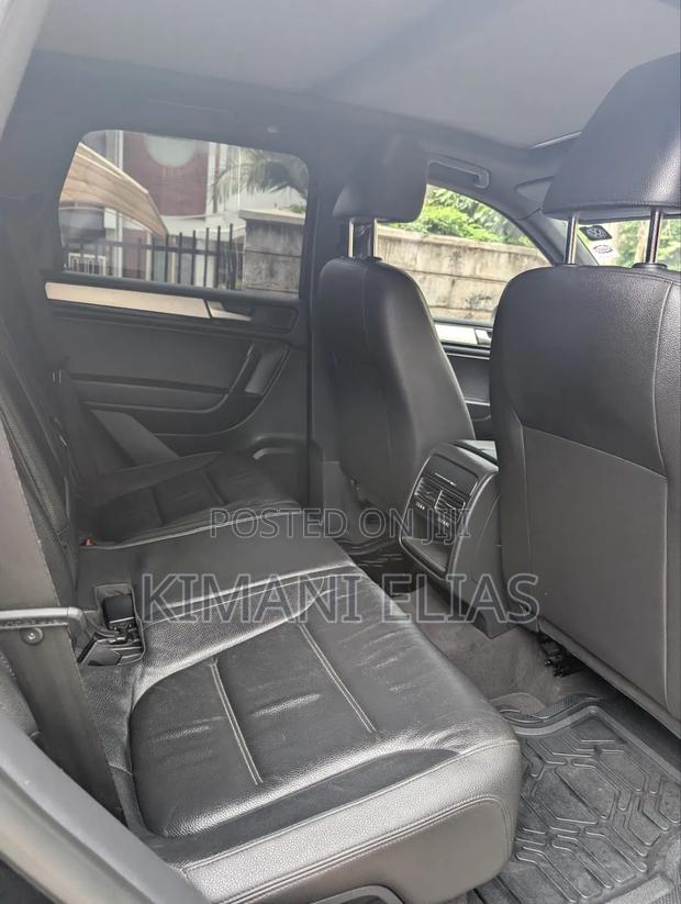 Volkswagen Touareg TDI Executive 2013 Black