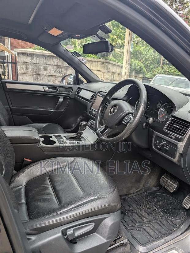 Volkswagen Touareg TDI Executive 2013 Black