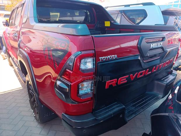 Toyota Hilux Revo Double Cab Deisel 2.4 RWD 2019 Red