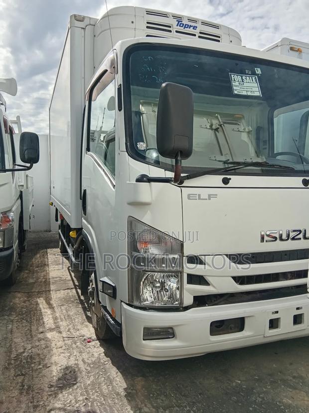 Isuzu ELF Truck 2018 White