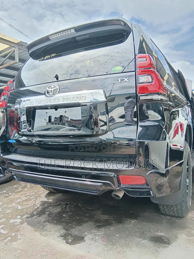 Toyota Land Cruiser Prado 2020 Black