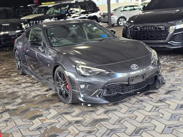 Toyota GT86 GT 2019 Gray