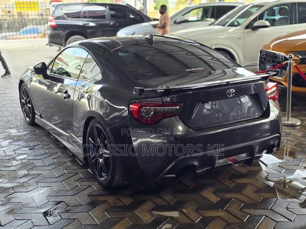 Toyota GT86 GT 2019 Gray